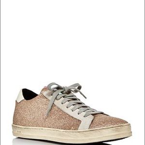 P448 John glitter low top platinum glitter shoe